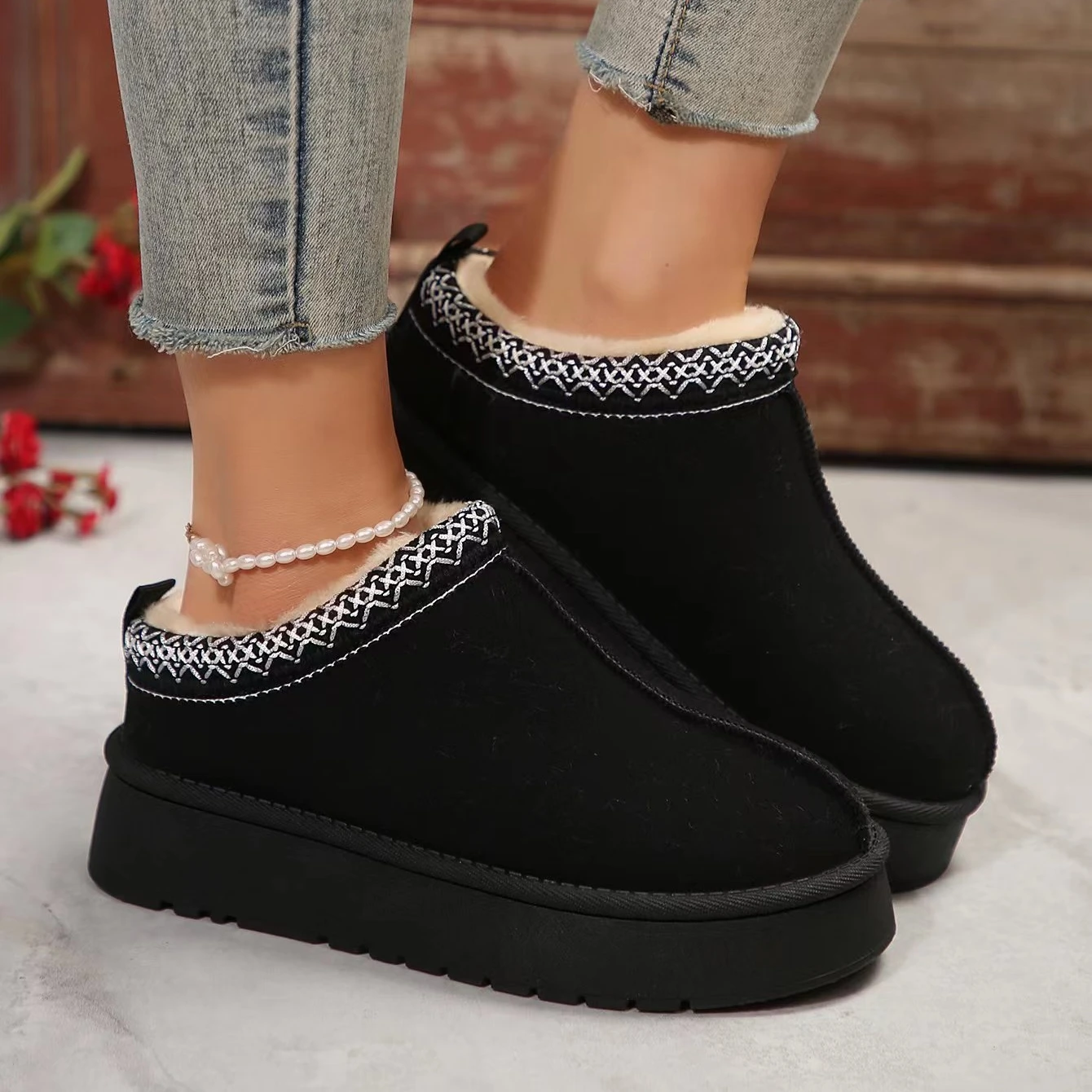 Designerskie zimowe kapcie na  – Women Shoes Luxury Brand recenzja i cena